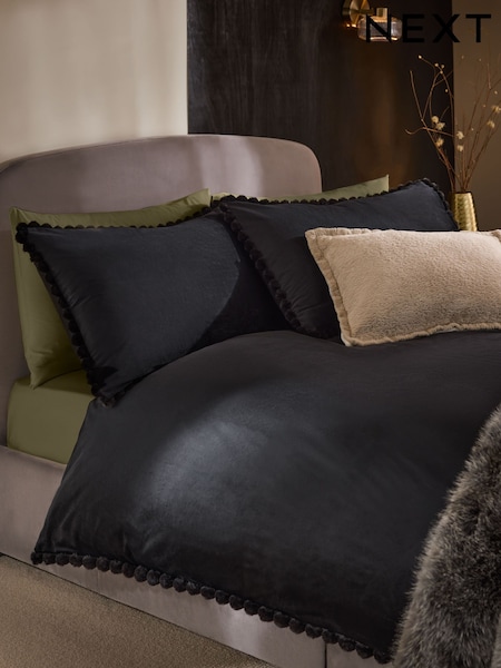 Black Faux Fur Trim Duvet Cover and Pillowcase Set (AN2529) | 186 QAR - 333 QAR