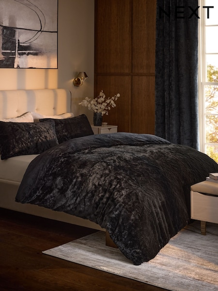 Black Plush Faux Fur Duvet Cover and Pillowcase Set (AN2530) | 147 QAR - 294 QAR