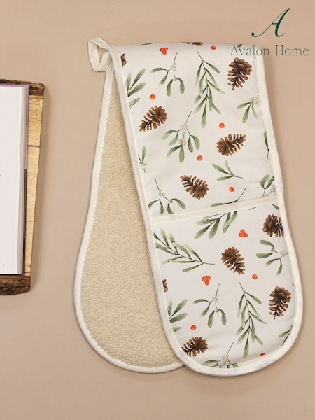 Avalon Home White Mistletoe and Pine Oven 100% Cotton Glove (AN2831) | OMR20