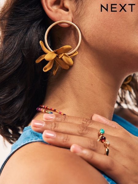 Braun - Petal Drop Hoop Earrings (AN4081) | 18 €