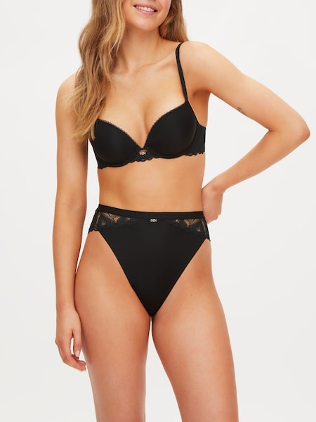 Musta - KBX Harper Scalloped Lace Smooth Pehmustettu Upotus Rintaliivit (AN7251) | €35