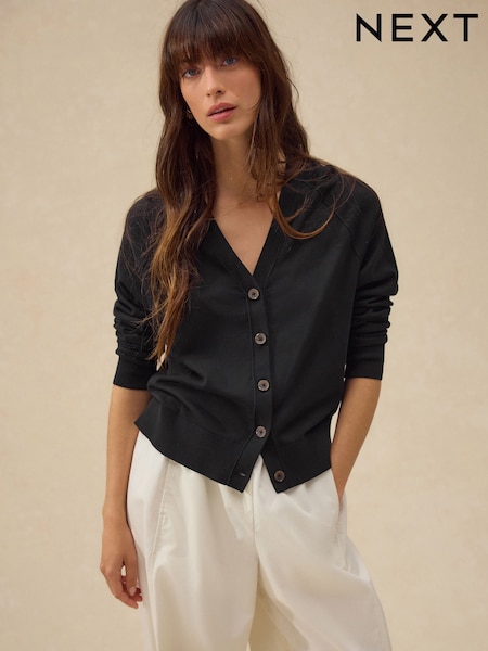 Black Soft Touch V-Neck Button Up Cardigan with Cotton (AN8720) | R$ 175