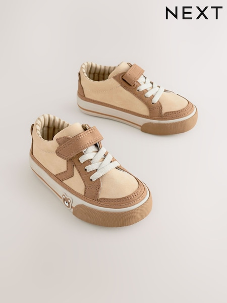 Brown Bear Wide Fit (G) Touch Fastening Elastic Lace Trainers (AP0543) | €22.50 - €25