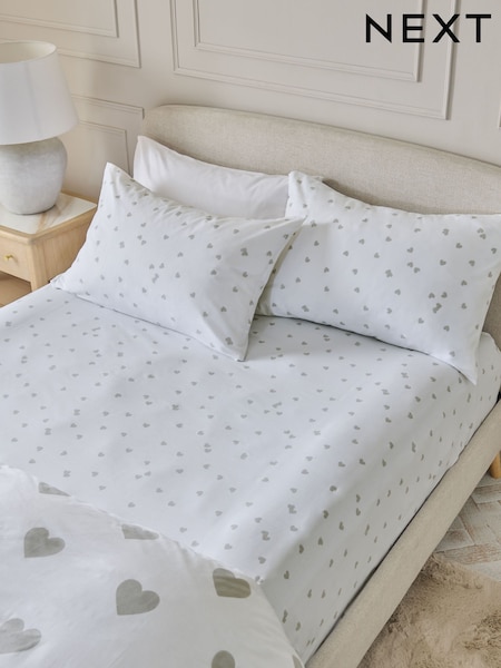 White/Grey Heart Fitted Sheet and Pillowcase Set (AP0547) | 69 QAR - 147 QAR