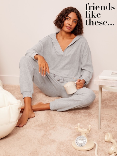 Серый - Friends Like These Loungewear Hoodie (AP0812) | €38