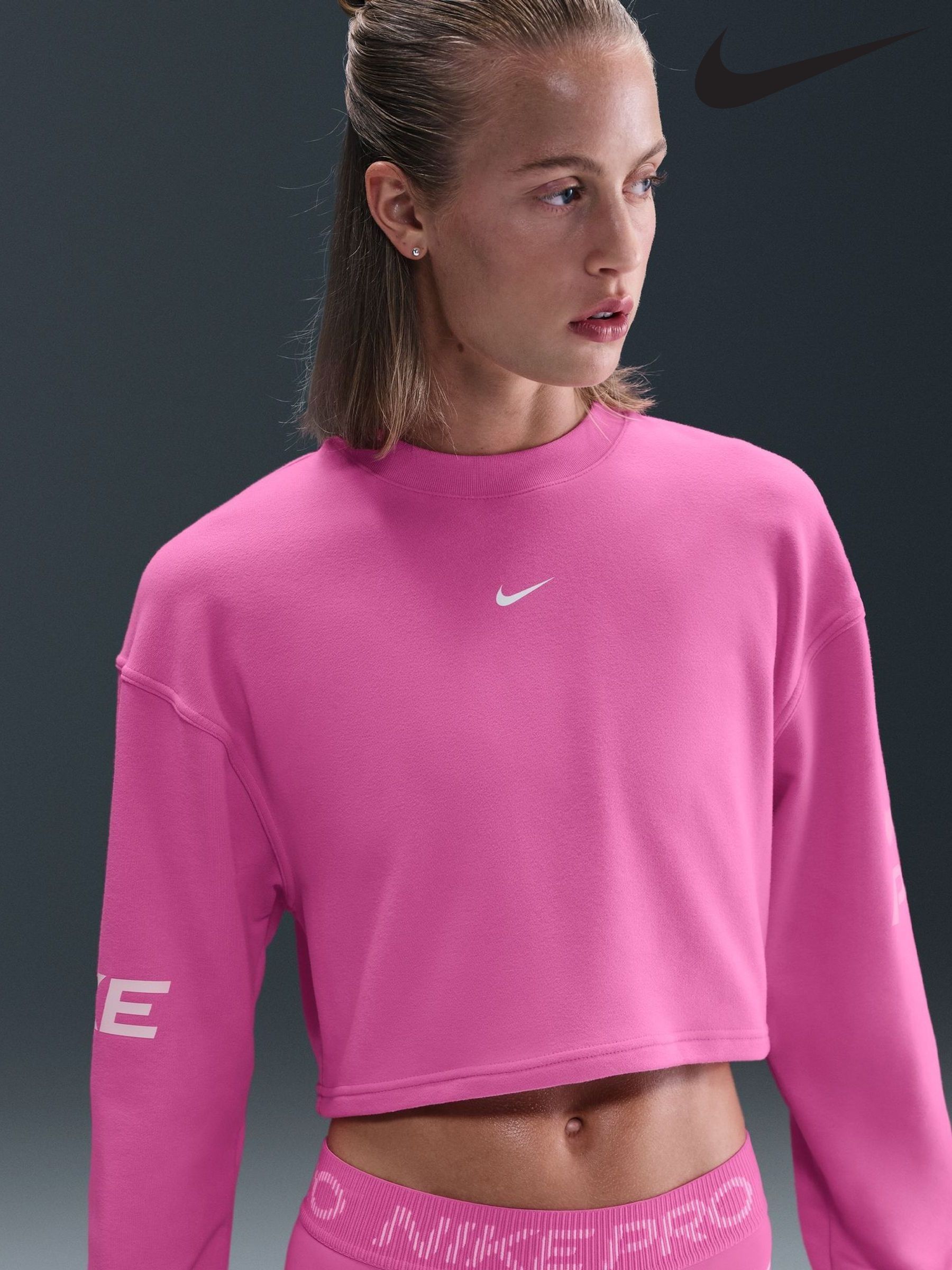 nike crew neck crop