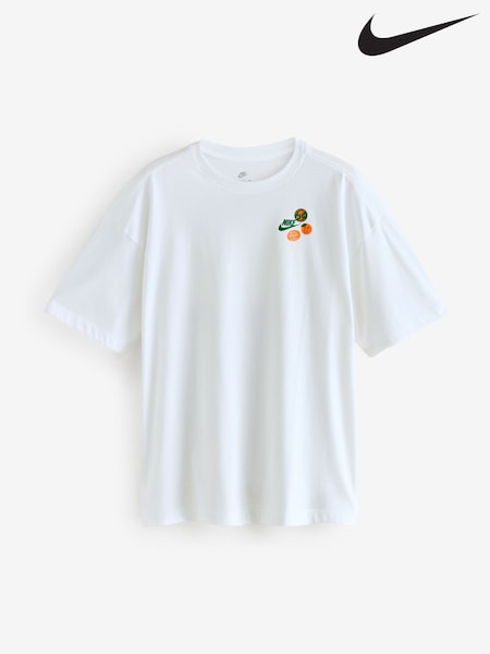 Nike White Oversized Sportswear Short Sleeve T-Shirt (AP2422) | €48