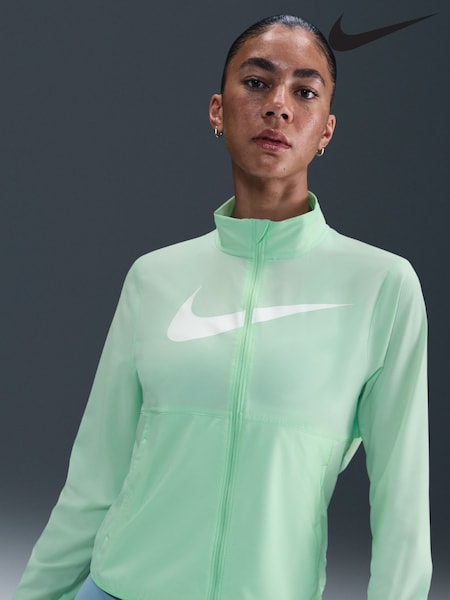 Grün - Nike Tempo Dri-FIT Running Jacket (AP2502) | 125 €
