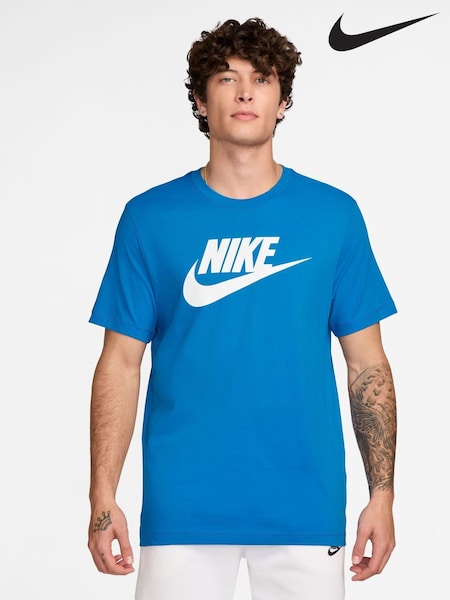 Nike Blue Sportswear T-Shirt (AP2572) | €29