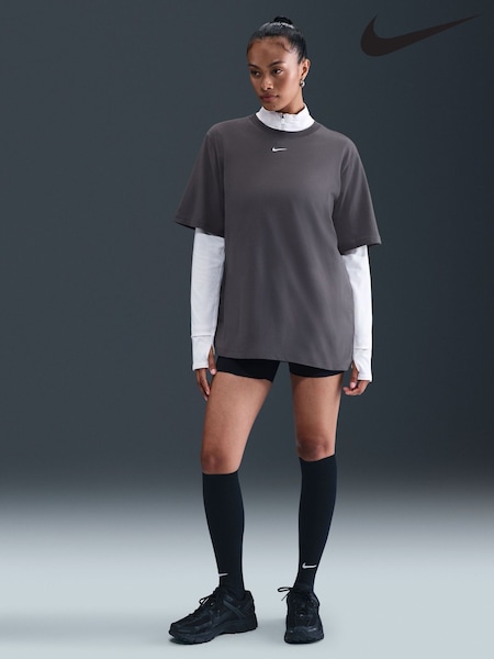 Nike Thunder Grey Sportswear Essential T-Shirt (AP2748) | €44