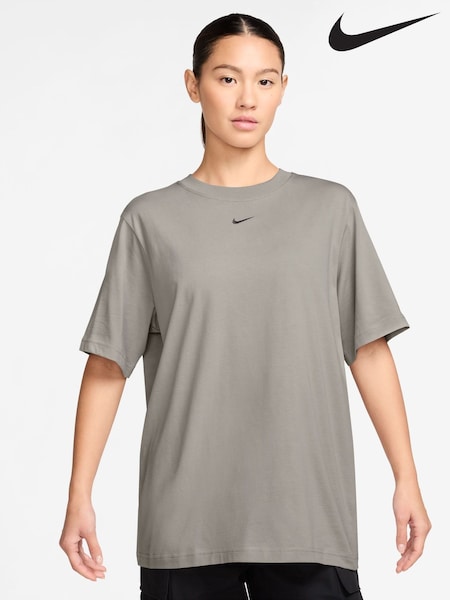 Nike Grey Sportswear Essential T-Shirt (AP2764) | €43