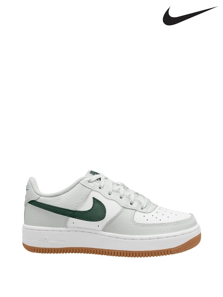 Nike White/Fir Green Youth Air Force 1 Trainers (AP2918) | €107