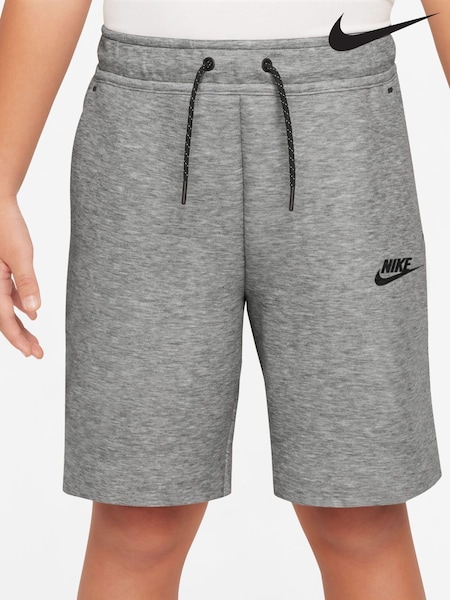 Nike Dark Grey Heather Tech Fleece Shorts (AP3879) | €78