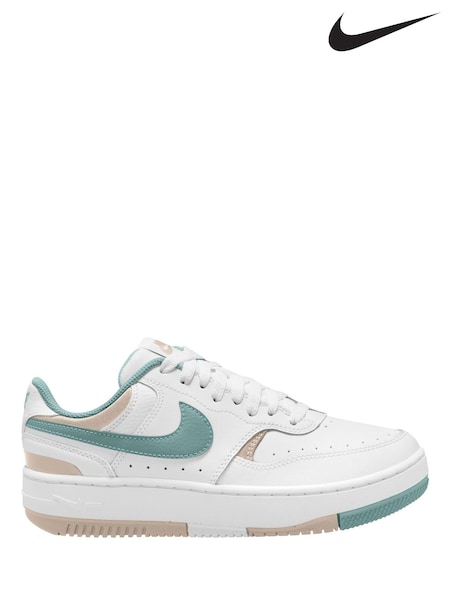 Nike White Gamma Force Trainers (AP6341) | €114