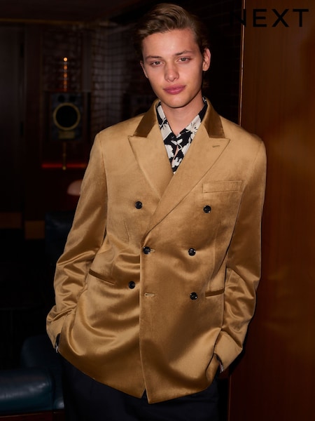 Honey Regular Fit Self Lapel Velvet Blazer (AP6778) | €95