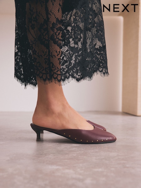 Wine Forever Comfort® Studded Closed Toe Mules (AP7228) | €57