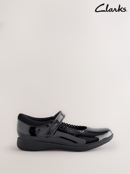 Negru lăcuit - Clarks Younger Girls Etch Pure School Shoes (AP7329) | 313 LEI - 328 LEI
