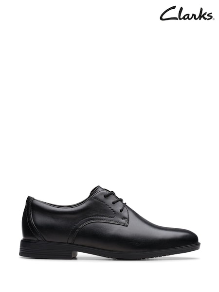 Clarks Black Standard Fit (F) Boys Jonwin Step Leather Shoes (AP7797) | € 56 - € 59