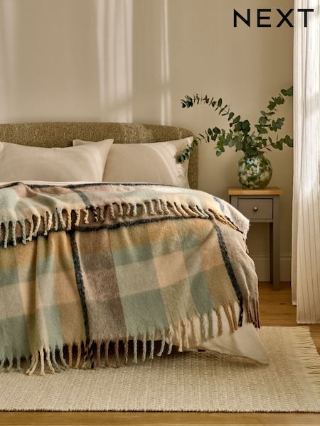Cosy Check Throw (AP8052) | € 35