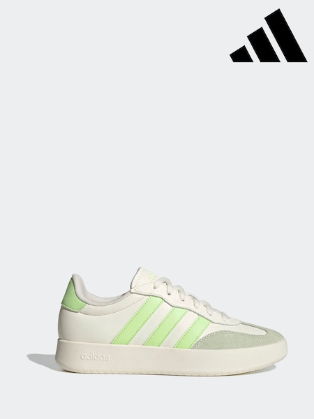 adidas White cream Barreda Trainers (AP9056) | R$ 545