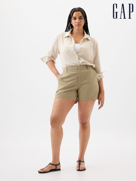 Gap 5" Mid Rise Downtown Chinos Shorts (AR0751) | 39 € - 47 €