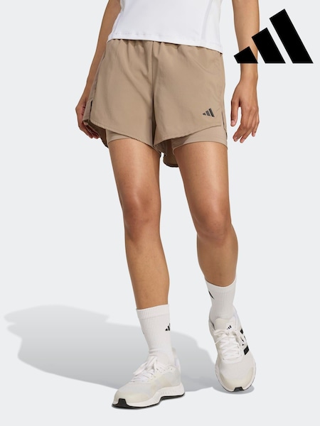 adidas Brown Minimal 2in1 Shorts (AR2505) | R$ 325
