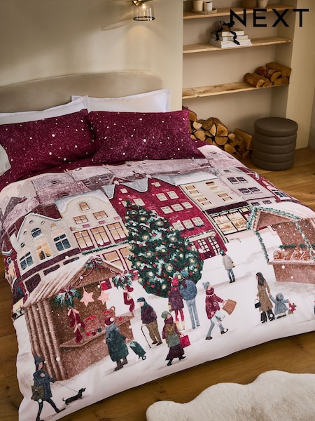 Red Town Scene Christmas Reversible Duvet Cover and Pillowcase Set (AR2753) | R$ 175 - R$ 470