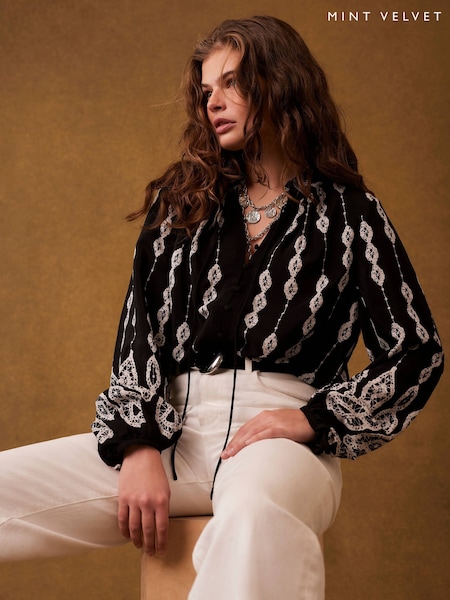 Mint Velvet Black Crochet Print Blouse (AR4624) | €68
