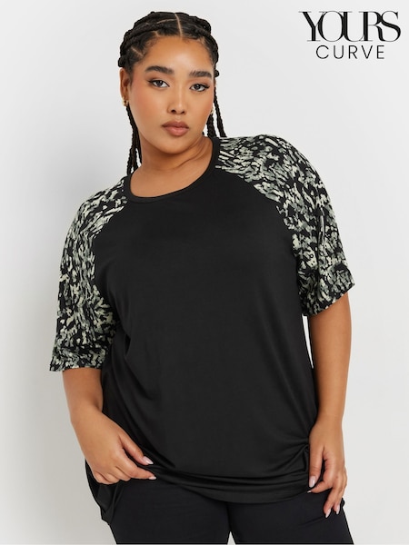 Yours Curve Contrast Abstract Print Sleeve T-Shirt (AR6600) | R$ 235