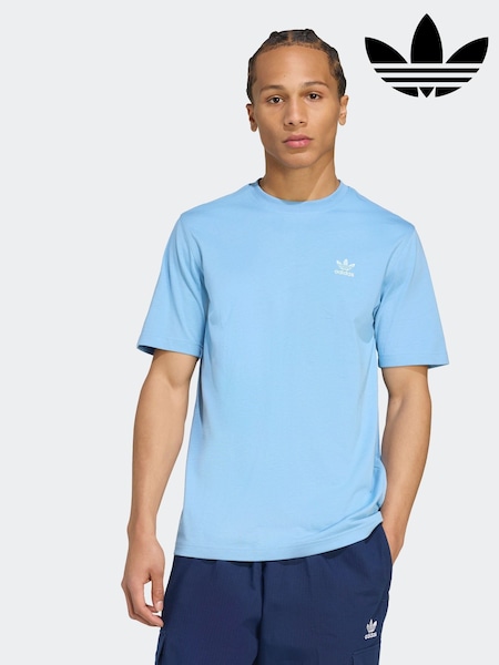 Azul - adidas Originals Trefoil Essentials T-Shirt (AR8454) | R$ 215