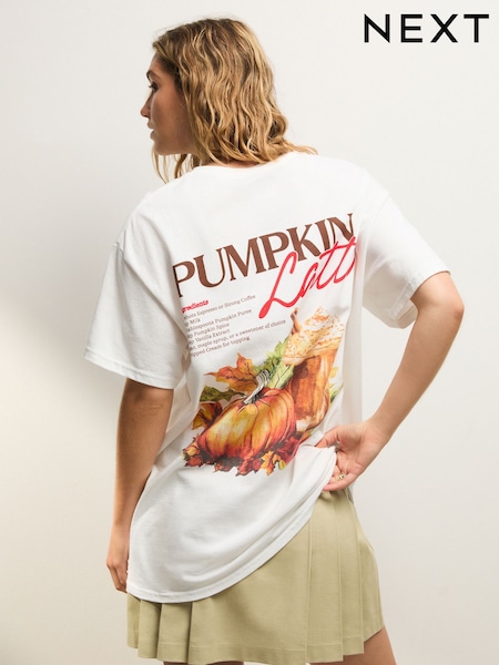 Ecru Oversized Pumpkin Latte Recipe Autumnal Graphic Print Short Sleeve Crew Neck T-Shirt (AR8752) | R$ 190
