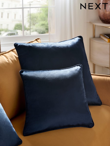 Navy 43 x 43cm Matte Velvet Cushion (AR9697) | € 11