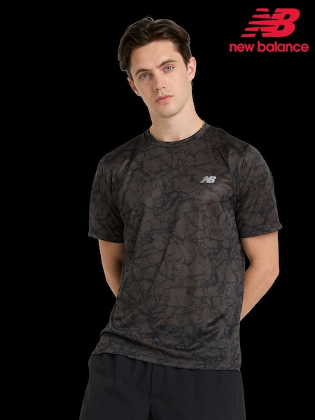 New Balance Black Mens Athletics Printed T-Shirt (AT0417) | €58