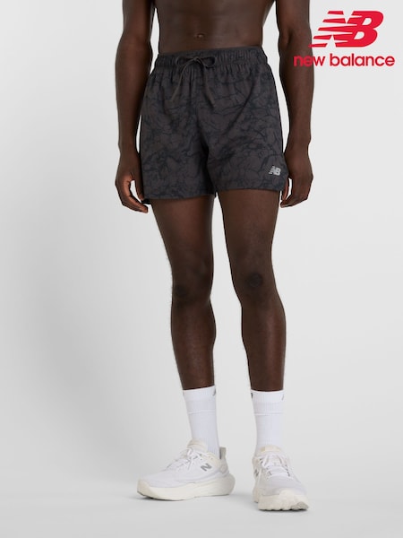 New Balance Black Mens RC Printed 5" Shorts (AT0421) | €85