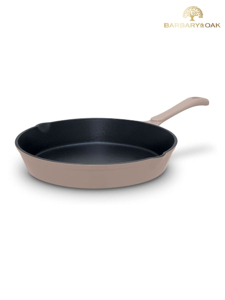 Barbary And Oak 26cm Cast Iron Round Fry Pan