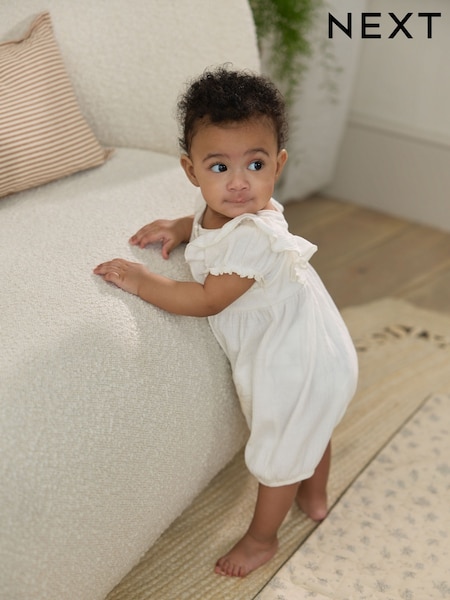 Hvit - Embroidered Frill Shoulder Floral Baby Romper (AT6045) | kr251 - kr317