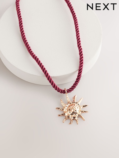 Gold Tone Sun Cord Necklace (AT6267) | €11