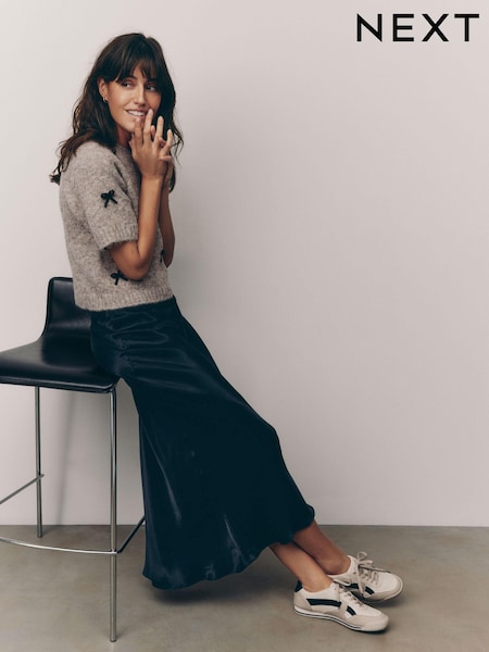 שחור - Satin Midi Skirt (AT6296) | ‏107‏₪