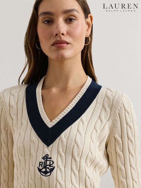 Kermanvaalea - Lauren Ralph Lauren Curve Meren V-neck Cricket Logo Cable Knit 100% Cotton Jumper (AT7113) | €208