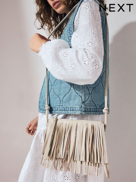 Ben - Leather Fringe Cross-body Bag (AT9503) | kr620