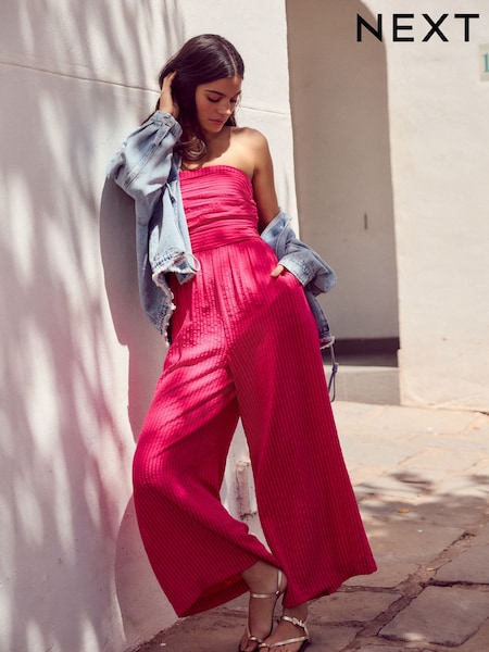 Rayas en rosa intenso - Bandeau Seersucker Jumpsuit (AU0100) | 58 €