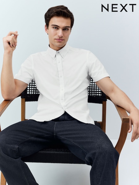 White Stretch Oxford Short Sleeve Shirt (AU0159) | R$ 240