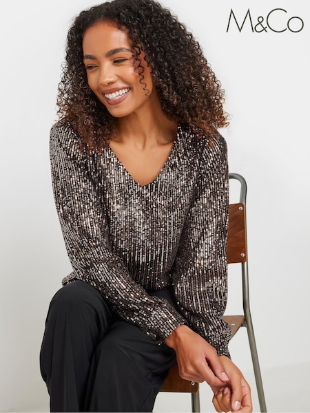M&Co Gold V-Neck Long Sleeve Sequin Top (AU0806) | €60