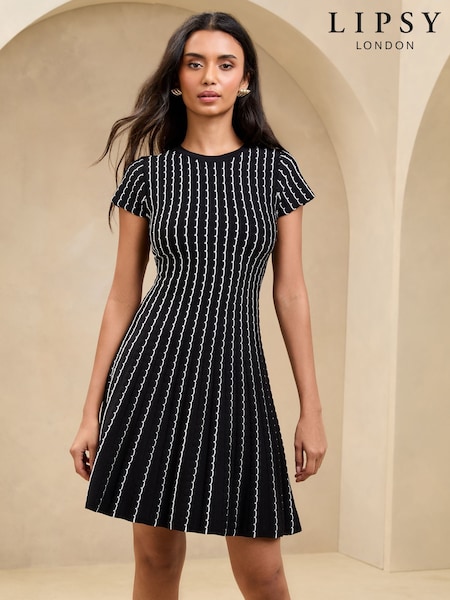 أسود وأبيض - Lipsy Mini Short Sleeve Summer Knit Dress (AU2506) | ‏370 ر.س.‏