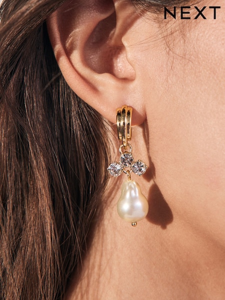 Gold Tone Pearl Effect Sparkle Hoop Earrings (AU2680) | €20