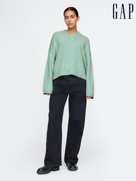 Gap Green CashSoft Oversized V-Neck Jumper (AU3160) | €59
