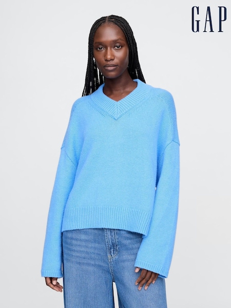 Gap Blue CashSoft Oversized V-Neck Jumper (AU3226) | €59
