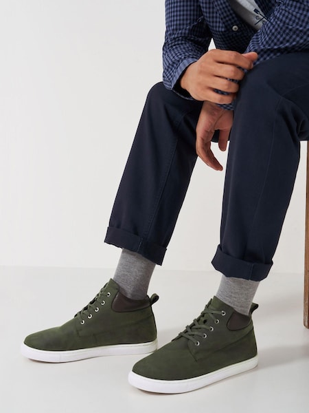 Crew Clothing Green Leather Chukka Boots (AU6408) | €56