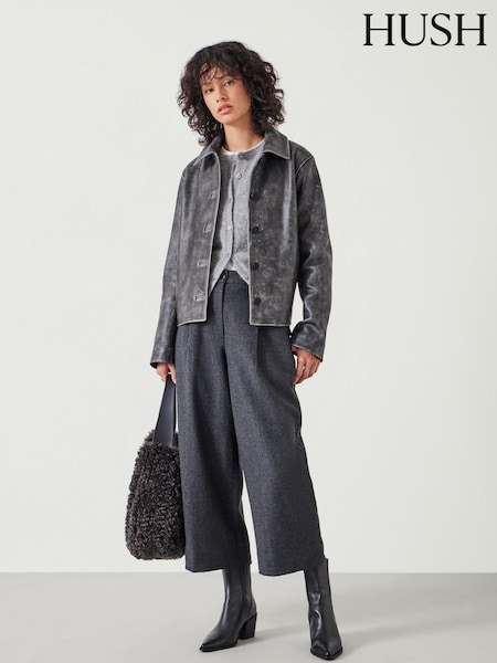 Hush Grey Carys Tailored Cropped Trousers (AU7564) | €102