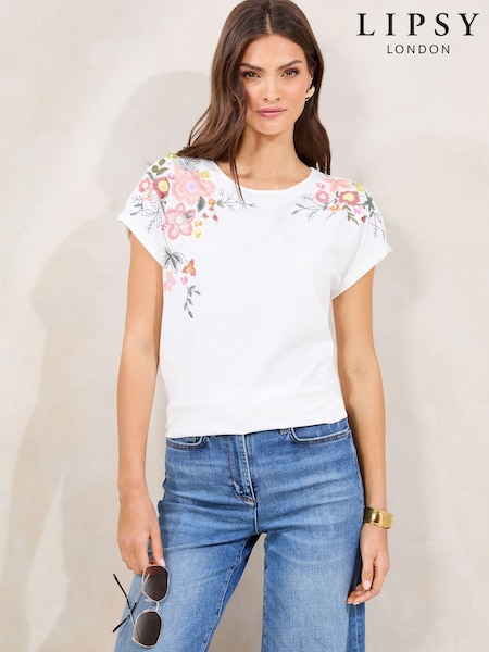 Lipsy White Embrodiered Floral with Pearl Detail T-Shirt (AU8088) | €46